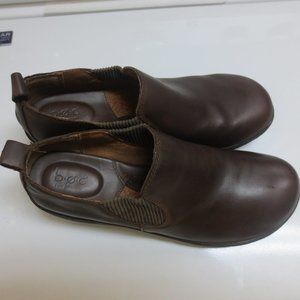 Boc clog style shoe